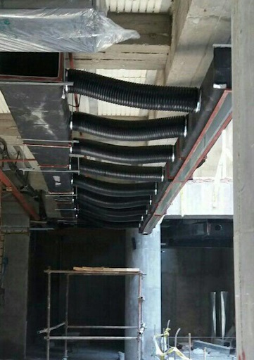 کانال فلکسیبل کومبی اجرا شده در ساختمان